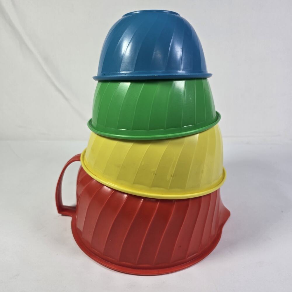Vintage Shamrock Plastics Nesting Swirl Mixing Bowls Set 4 Primary Colors USA